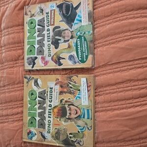 Dino Dana Dino Field Guide Set - Volume 1 & 2